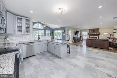 700 Sherwood Drive, Monroe Township, NJ 08094 - Photo 10