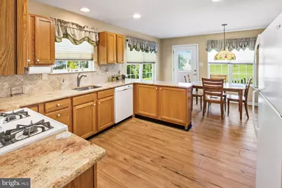 131 Somerfield Road, Swedesboro, NJ 08085 - Photo 8