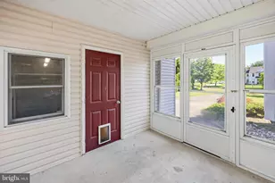 92 Lauren Way, Franklin Township, NJ 08322 - Photo 60