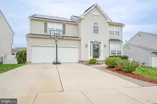 20 Roger's Pl, Blackwood, NJ 08012 - Photo 2