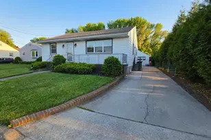141 Gantt Ave, Woodbury Heights, NJ 08097 - Photo 2