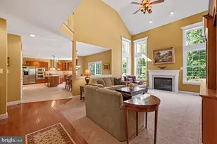 250 Heritage Rd, Sewell, NJ 08080 - Photo 4