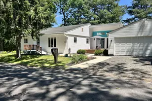 836 Spruce Ln, Monroe Township, NJ 08094 - Photo 1