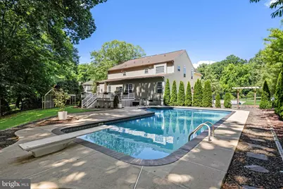 105 Hickory Court, Harrison Township, NJ 08062 - Photo 2