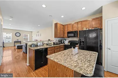 102 Winterberry Way, Deptford, NJ 08096 - Photo 6
