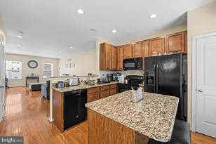 102 Winterberry Way, Deptford, NJ 08096 - Photo 6