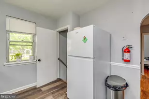 319 Pine St, Monroe Township, NJ 08094 - Photo 16