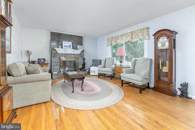 301 Beech Avenue, Woodbury Heights, NJ 08097 - Photo 6