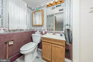 301 Beech Ave, Woodbury Heights, NJ 08097 - Photo 18