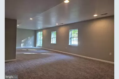 8 Locust Lane, Swedesboro, NJ 08085 - Photo 14