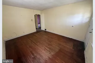 316 Beacon Avenue, Paulsboro, NJ 08066 - Photo 6