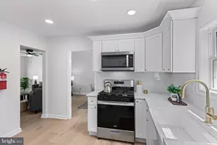 1051 Bradford Dr, Monroe Township, NJ 08094 - Photo 12
