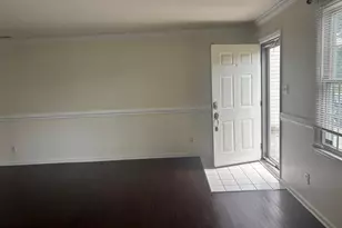 114 Carriage Ln, Swedesboro, NJ 08085 - Photo 2