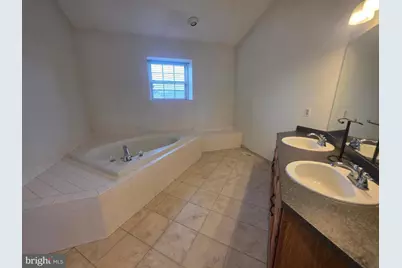 138 Persimmon Street, Glassboro, NJ 08028 - Photo 32