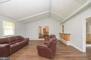 263 Forrest Dr, Blackwood, NJ 08012 - Photo 6