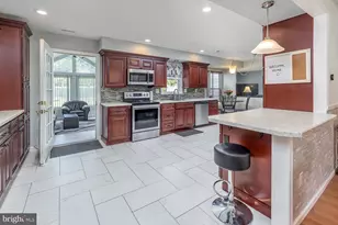 24 Hollybush Dr, Glassboro, NJ 08028 - Photo 16