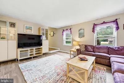 7 Pin Oak Court, Blackwood, NJ 08012 - Photo 4