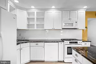 118 Robins Run E, Swedesboro, NJ 08085 - Photo 10