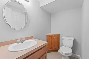 8 Chesterfield Rd, Sewell, NJ 08080 - Photo 42