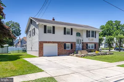 773 W Jersey Avenue, Woodbury Heights, NJ 08097 - Photo 2