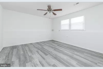 773 W Jersey Avenue, Woodbury Heights, NJ 08097 - Photo 22