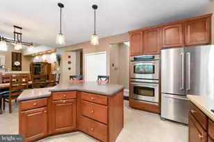 804 Monet Ct, Monroe Township, NJ 08094 - Photo 14