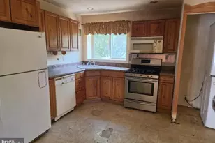 1846 Asbury Ave, Woodbury, NJ 08096 - Photo 4