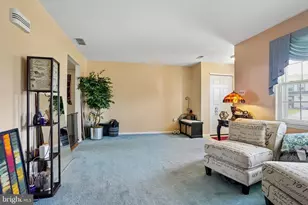 309 Stonehouse Ln, Harrison Township, NJ 08062 - Photo 2