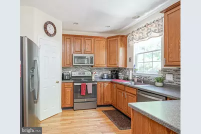 306 Brandywine Drive, Monroe Township, NJ 08094 - Photo 10