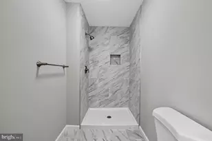 27 S Market St, Greenwich Township, NJ 08027 - Photo 16