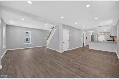 27 S Market Street, Greenwich Township, NJ 08027 - Photo 1