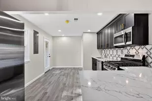 306 May Ct, West Deptford, NJ 08096 - Photo 4