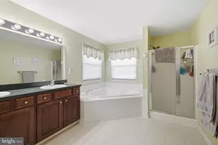 765 Devonshire Dr, Monroe Township, NJ 08094 - Photo 20