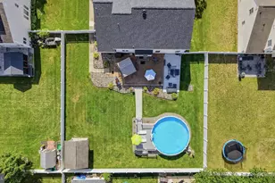 765 Devonshire Dr, Monroe Township, NJ 08094 - Photo 32