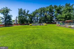 2 Mansoor Ct, Sewell, NJ 08080 - Photo 6