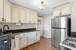 154 Red Bank Ave, West Deptford, NJ 08096 - Photo 8