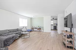 1021 Hillsboro Ct, Sewell, NJ 08080 - Photo 4