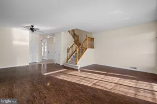 817 Thoreau Ln, Monroe Township, NJ 08094 - Photo 8