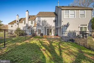817 Thoreau Ln, Monroe Township, NJ 08094 - Photo 4