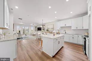 37 Redkist Dr, Harrison Township, NJ 08062 - Photo 1