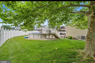 204 Lomond Rd, Monroe Township, NJ 08094 - Photo 8