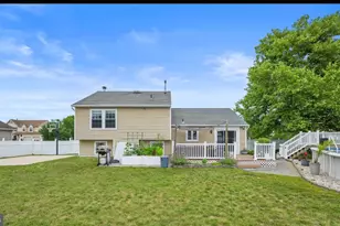 204 Lomond Rd, Monroe Township, NJ 08094 - Photo 10