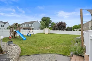 204 Lomond Rd, Monroe Township, NJ 08094 - Photo 14