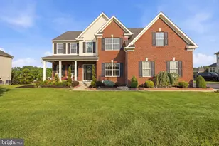 314 Salarno Ct, Harrison Township, NJ 08062 - Photo 2