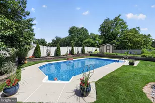 1 Quay Cir, Sewell, NJ 08080 - Photo 36