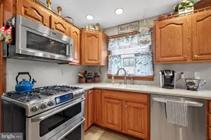 1 Quay Cir, Sewell, NJ 08080 - Photo 14