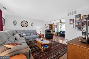 1 Quay Cir, Sewell, NJ 08080 - Photo 10