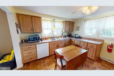 309 Colonial Avenue, West Deptford, NJ 08096 - Photo 8