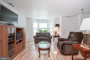 203 Balin Ct, Mantua, NJ 08051 - Photo 2