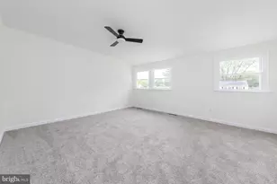 1622 White Oak Ln, Monroe Township, NJ 08094 - Photo 10
